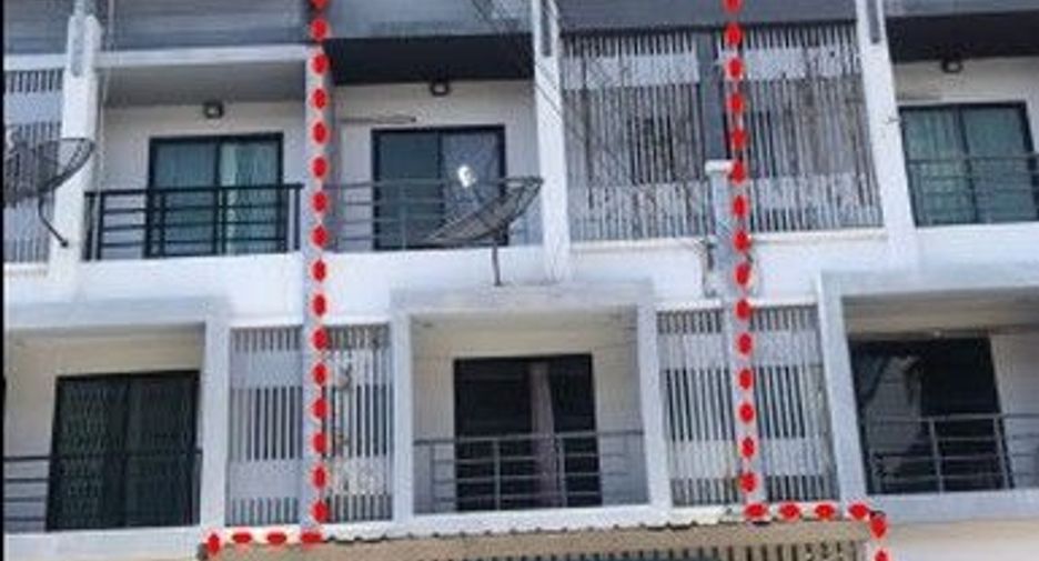 For sale 1 bed townhouse in Thanyaburi, Pathum Thani