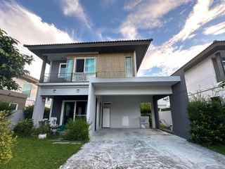 For Rent 3 Bedroom House In San Kamphaeng, Chiang Mai