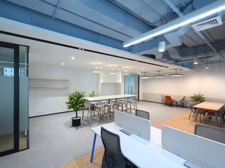 For rent retail Space in Huai Khwang, Bangkok