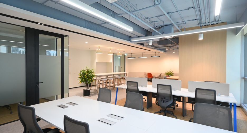 For rent retail Space in Huai Khwang, Bangkok
