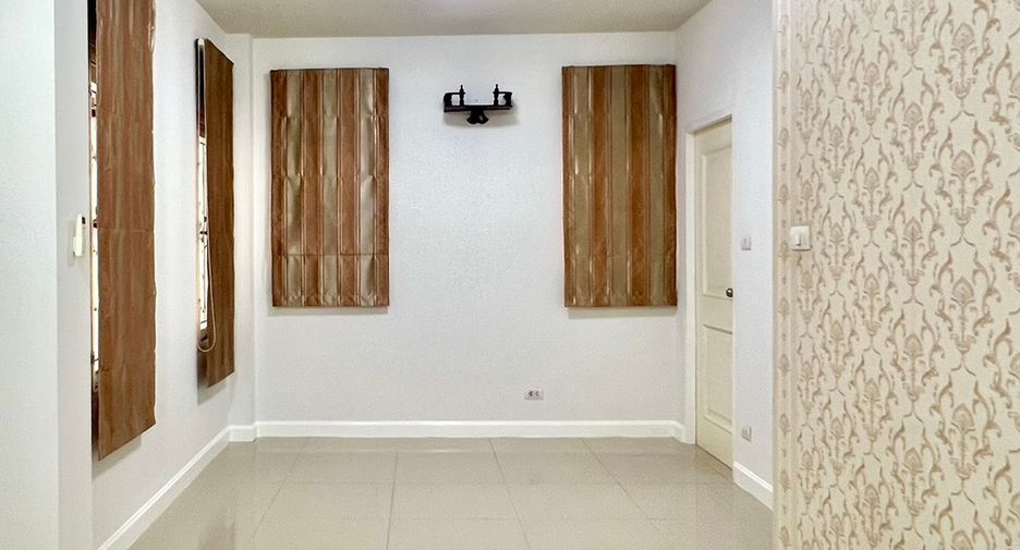 For sale 3 bedrooms house in Doi Saket, Chiang Mai