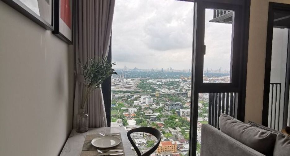 For rent and for sale 1 bed condo in Phra Khanong, Bangkok