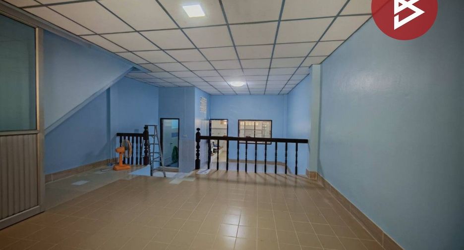 For sale 3 bedrooms townhouse in Mueang Chon Buri, Chonburi