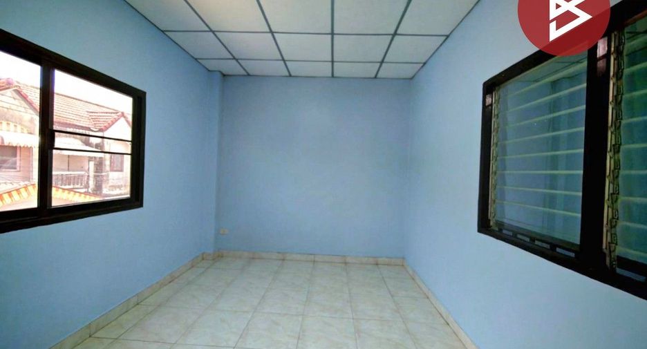 For sale 3 bedrooms townhouse in Mueang Chon Buri, Chonburi