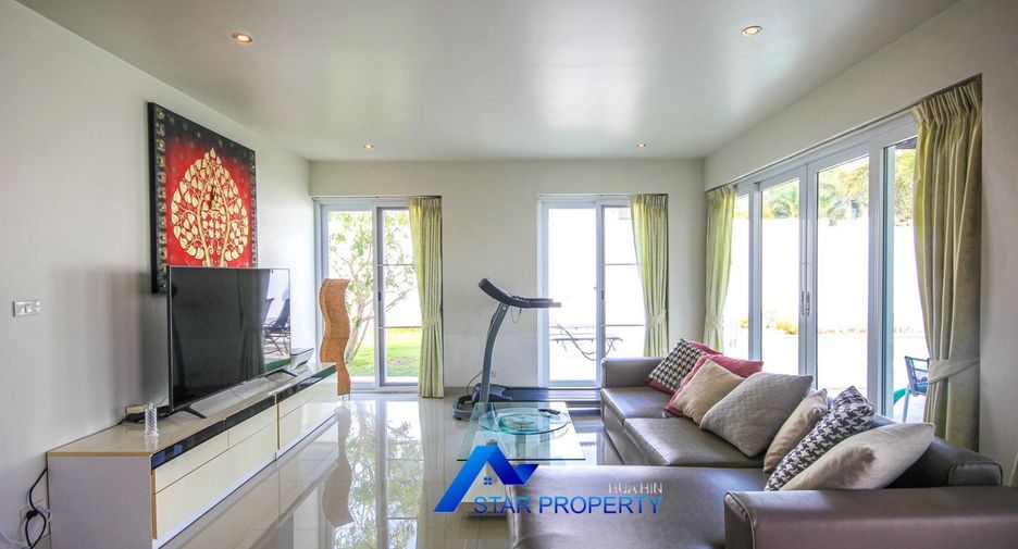 For sale 3 ベッドルーム villa in Hua Hin, Prachuap Khiri Khan
