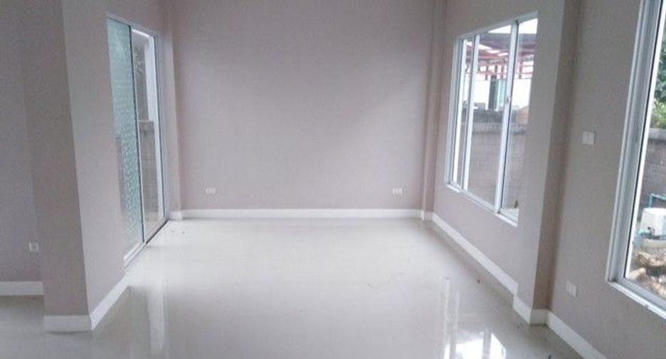 For sale 1 bed house in Mueang Samut Sakhon, Samut Sakhon