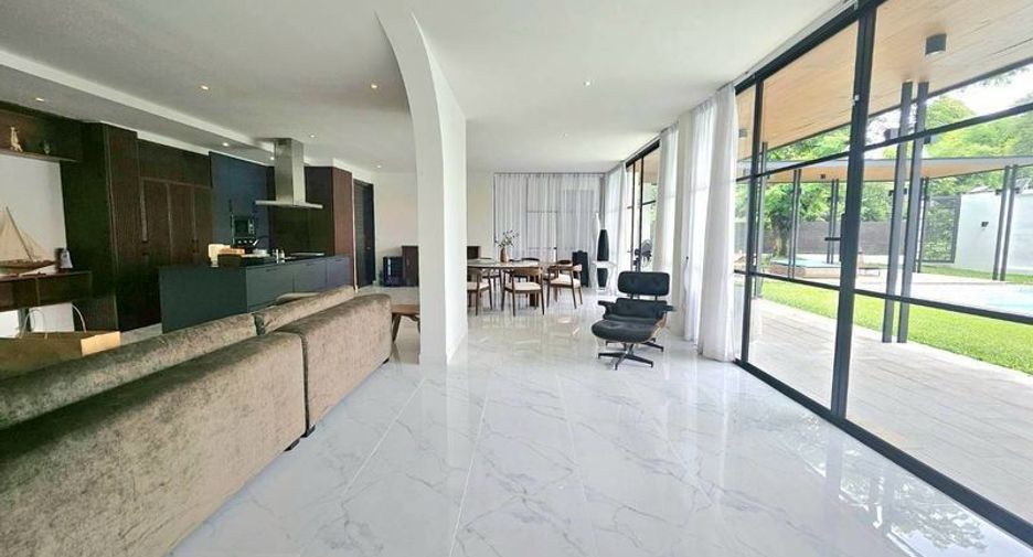 For rent and for sale 4 bedrooms house in Doi Saket, Chiang Mai