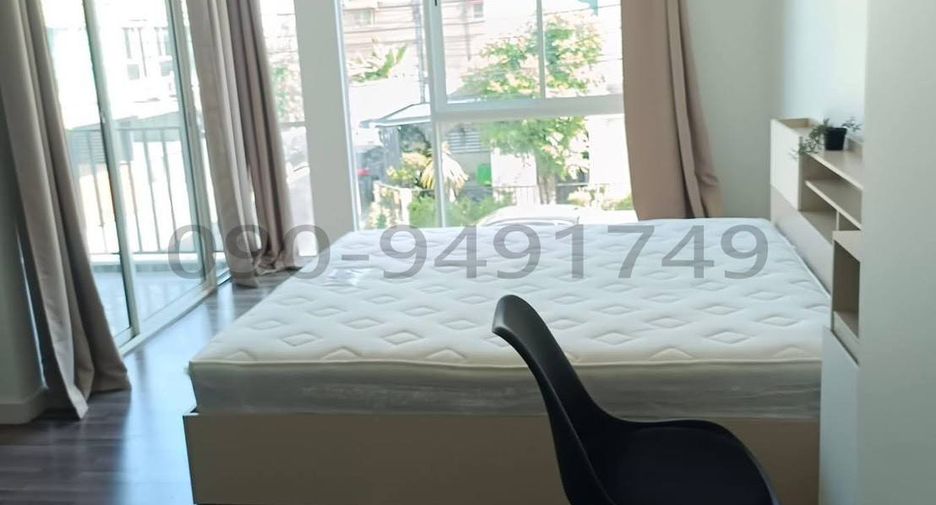 For rent 3 bedrooms townhouse in Min Buri, Bangkok