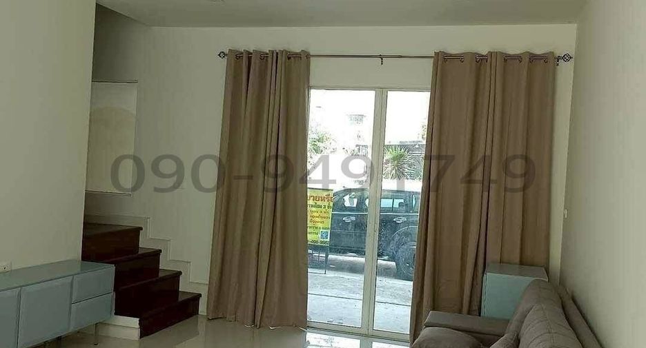 For rent 3 bedrooms townhouse in Min Buri, Bangkok