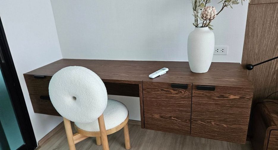 Reihenhaus zur Miete mit 3 Zimmer in Saphan Sung, Bangkok