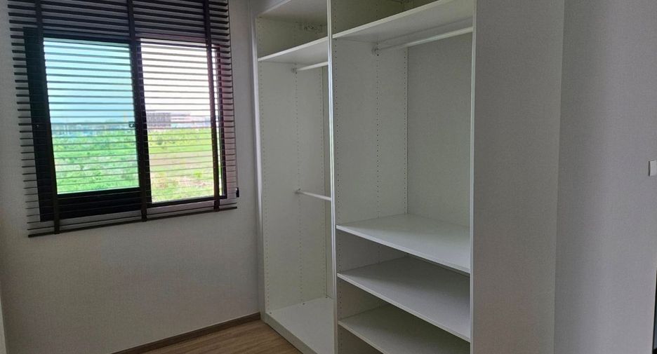 Reihenhaus zur Miete mit 3 Zimmer in Saphan Sung, Bangkok