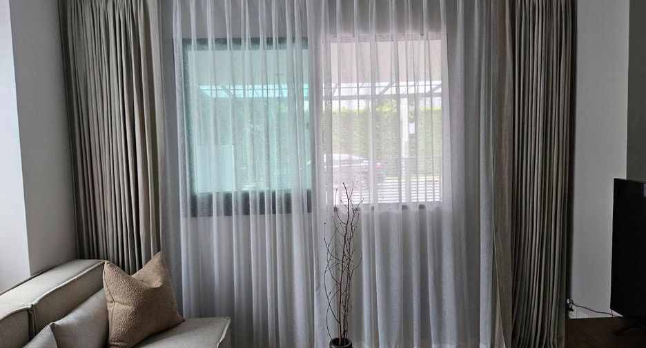 Reihenhaus zur Miete mit 3 Zimmer in Saphan Sung, Bangkok