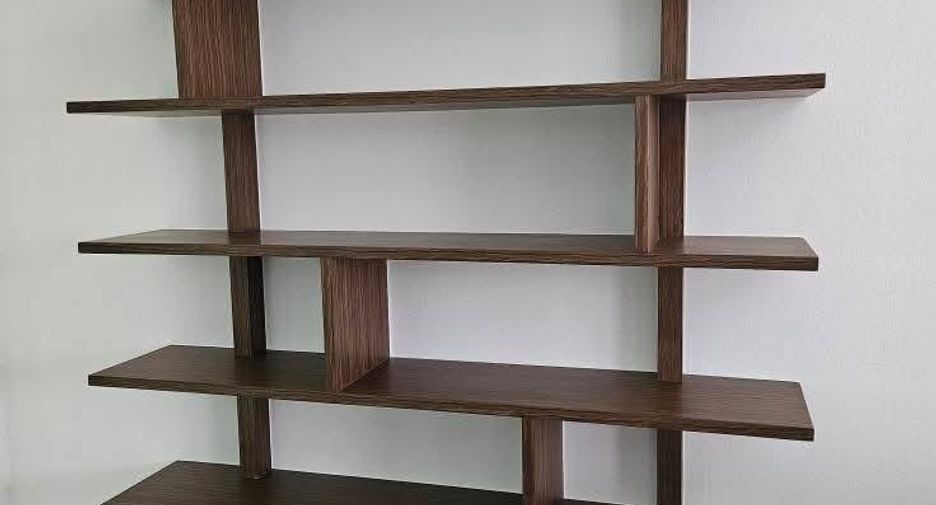 Reihenhaus zur Miete mit 3 Zimmer in Saphan Sung, Bangkok