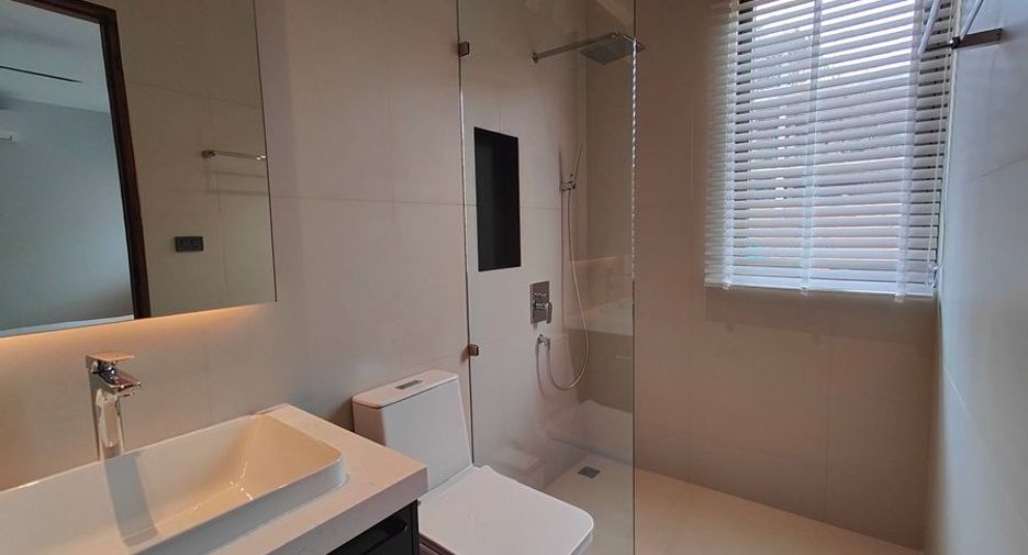 For rent 4 bedrooms villa in Ko Samui, Surat Thani
