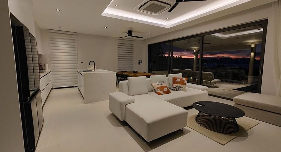 For rent 4 bedrooms villa in Ko Samui, Surat Thani