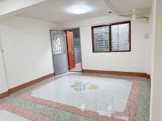 For sale 4 bedrooms retail Space in Thon Buri, Bangkok
