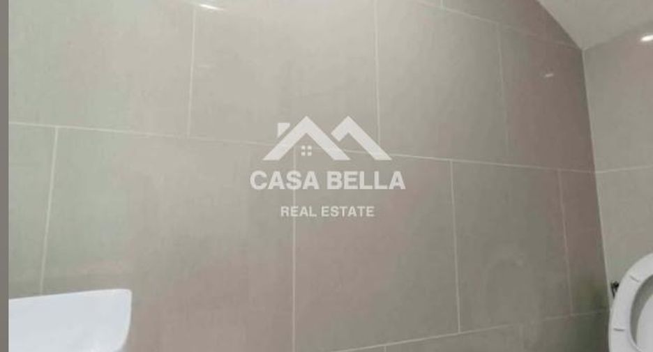 For sale 4 bedrooms townhouse in Bang Lamung, Chonburi