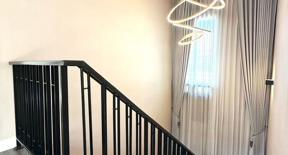 For rent and for sale 3 bedrooms house in Bang Phli, Samut Prakan