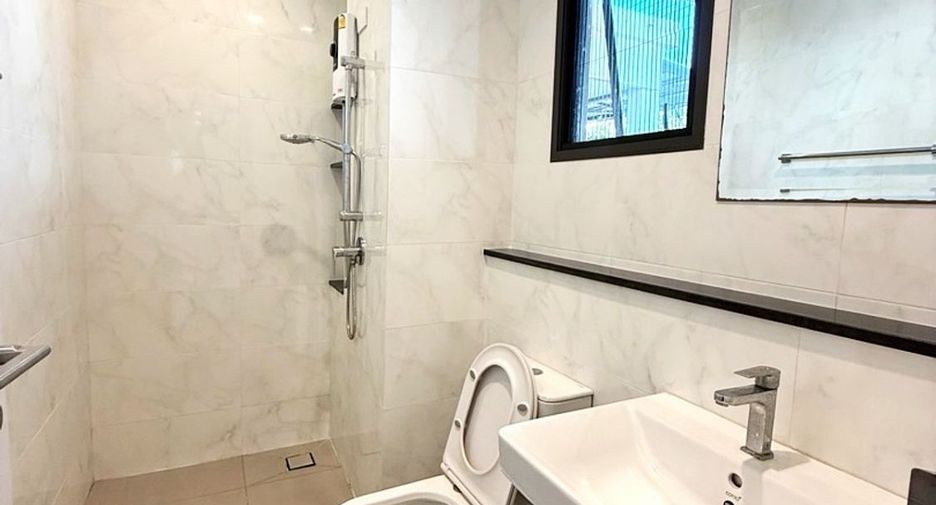 For rent and for sale 3 bedrooms house in Bang Phli, Samut Prakan