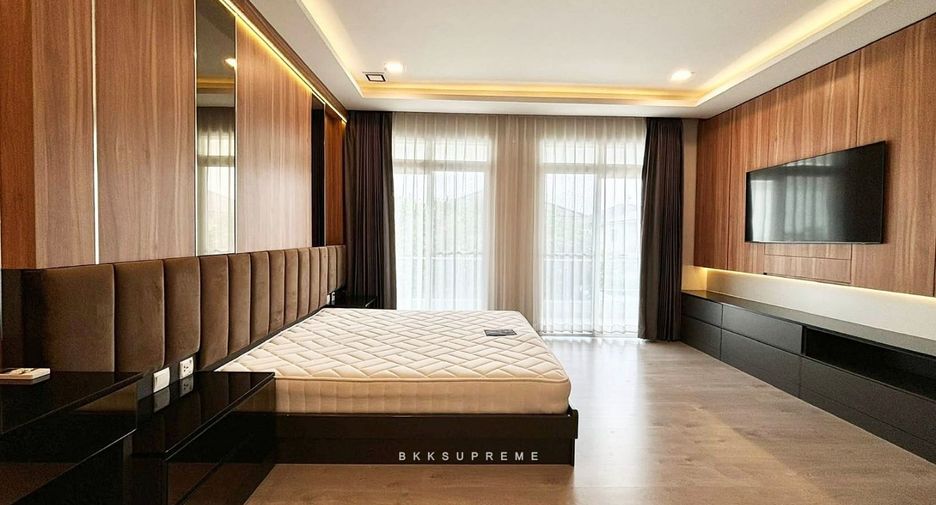 Haus zur Miete mit 4 Zimmer in Prawet, Bangkok