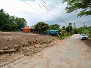 出售 土地 在 Nikhom Phatthana, Rayong