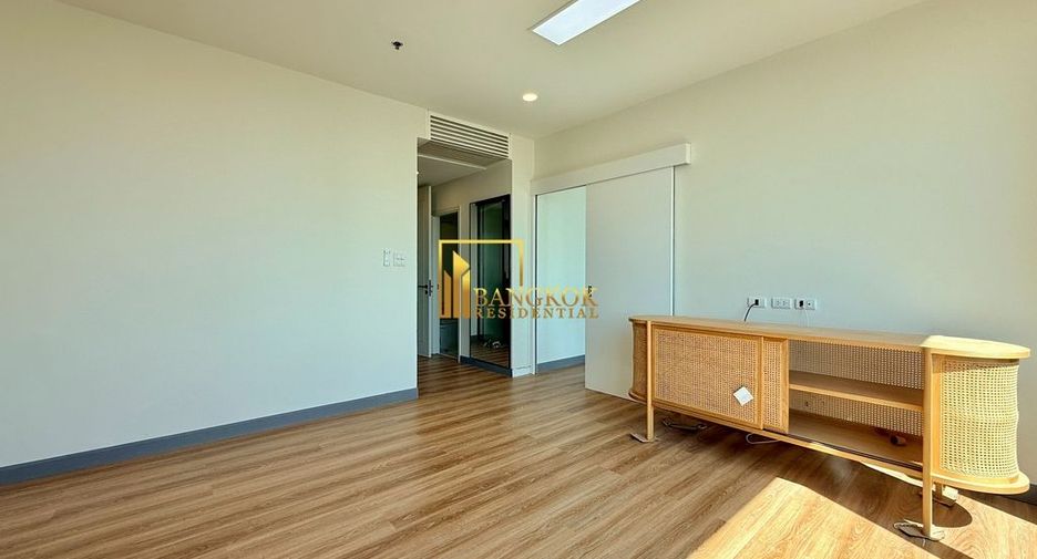 Wohnung zur Miete und zum Kauf mit 3 Zimmer in Sathon, Bangkok