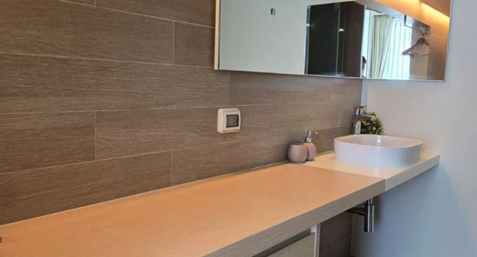 For rent 1 bed condo in Bang Lamung, Chonburi