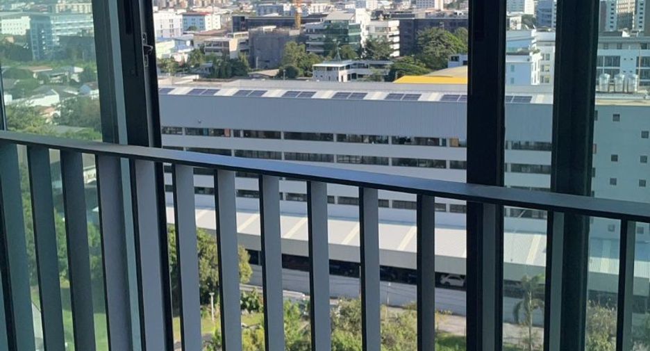 For rent 2 bedrooms condo in Phra Khanong, Bangkok
