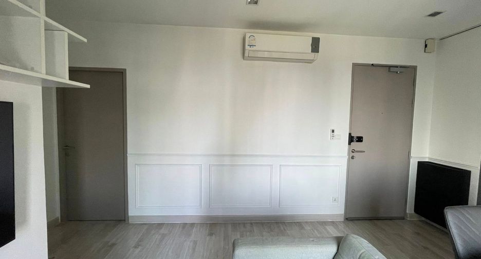 For rent 2 bedrooms condo in Phra Khanong, Bangkok
