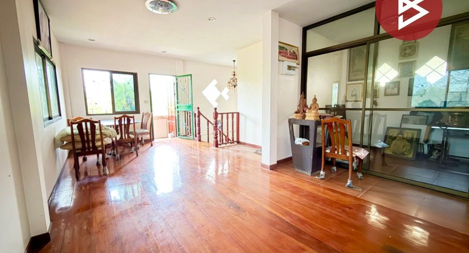 For sale 4 bedrooms house in Thanyaburi, Pathum Thani