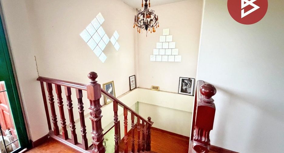For sale 4 bedrooms house in Thanyaburi, Pathum Thani
