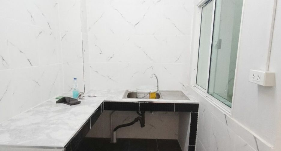 For sale 1 bed townhouse in Bang Bo, Samut Prakan