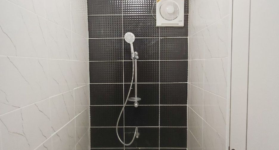 For sale 1 bed townhouse in Bang Bo, Samut Prakan