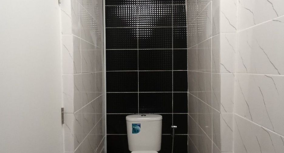 For sale 1 bed townhouse in Bang Bo, Samut Prakan