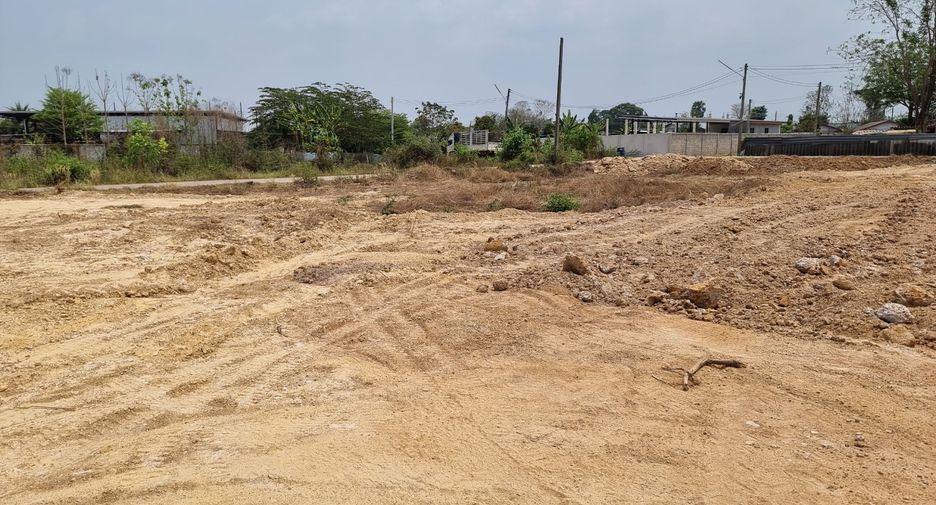 Продажа Участок в Mueang Lampang, Lampang
