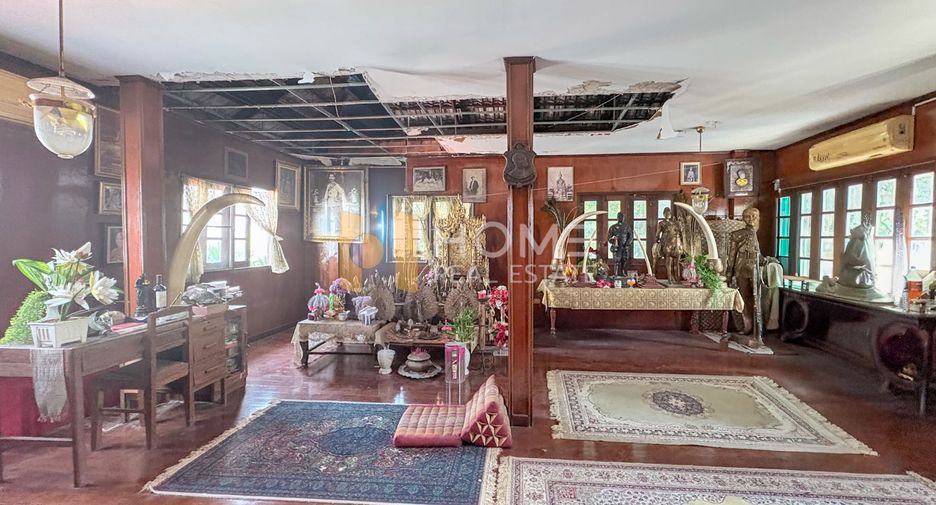 For sale land in Phaya Thai, Bangkok