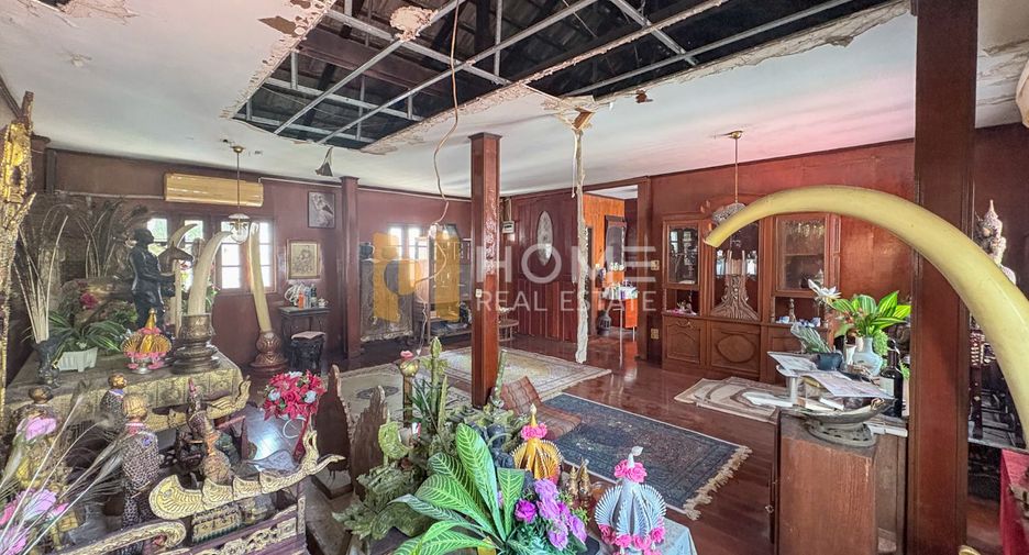 For sale land in Phaya Thai, Bangkok