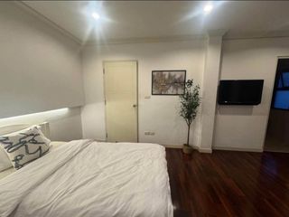 Casa adosada en alquiler de 4 habitaciones en Khlong Toei, Bangkok