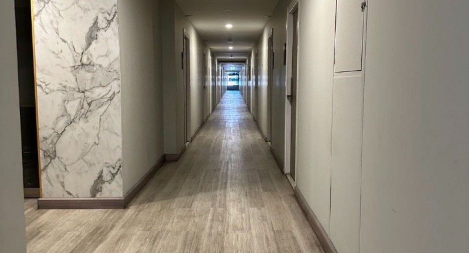 Condo en venta de 1 habitaciones en Si Racha, Chonburi