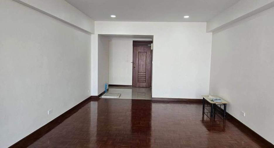 For sale 1 bed condo in Bang Na, Bangkok