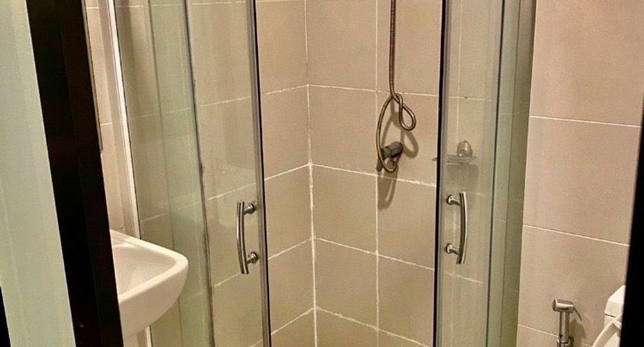 For sale 1 bed condo in Mueang Samut Prakan, Samut Prakan