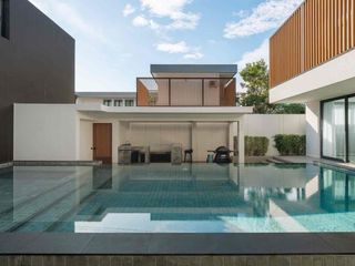 For rent そして for sale 6 ベッドルーム villa in Bang Lamung, Chonburi