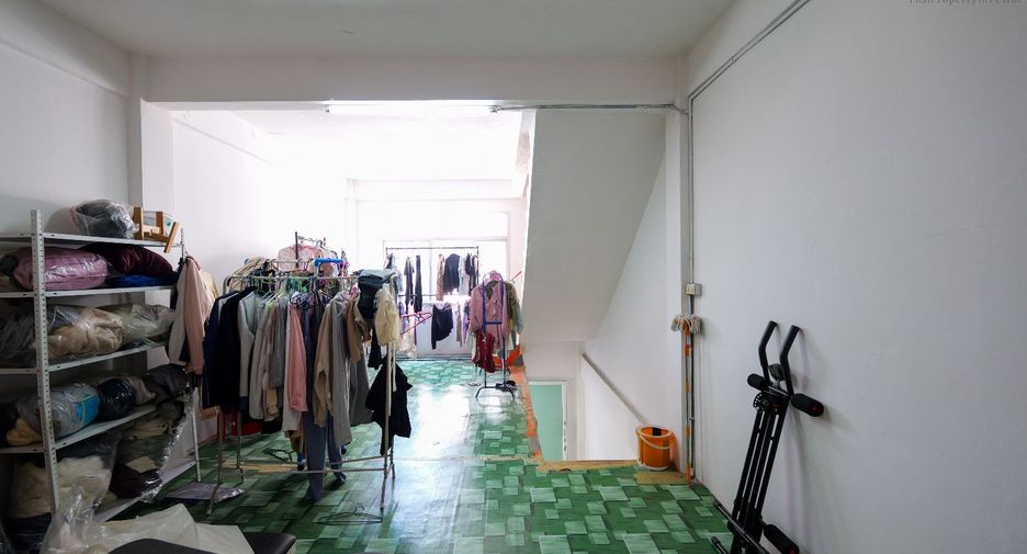 Продажа торговое помещение в Bang Bua Thong, Нонтабури