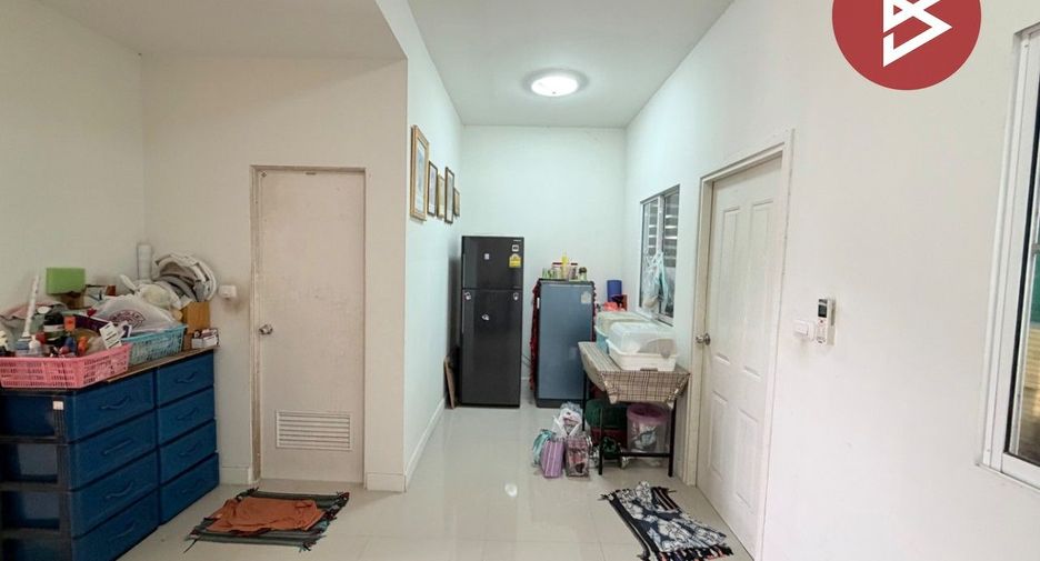 For sale 3 ベッドルーム townhouse in Krathum Baen, Samut Sakhon