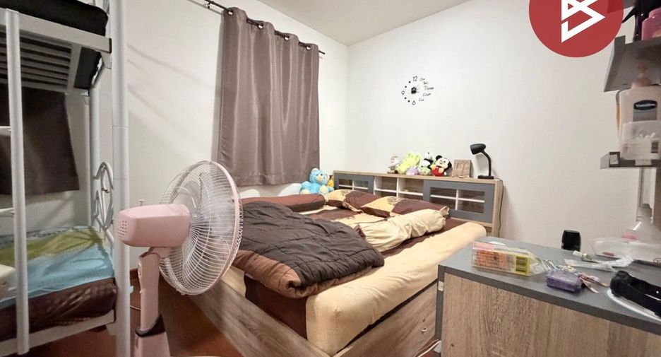 For sale 3 ベッドルーム townhouse in Krathum Baen, Samut Sakhon