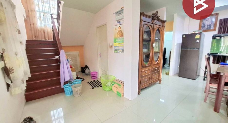 Casa en venta de 4 habitaciones en Si Racha, Chonburi