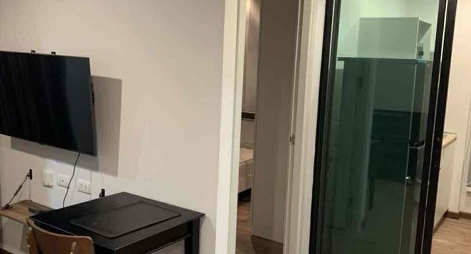 For sale 2 bedrooms condo in Huai Khwang, Bangkok