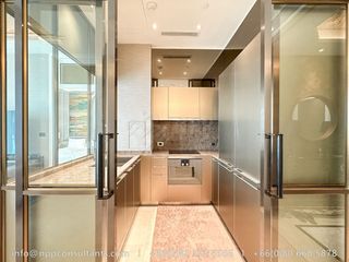 Condo en venta de 2 habitaciones en Khlong San, Bangkok