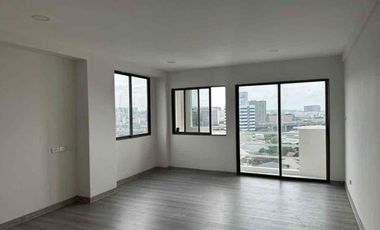For sale 1 bed condo in Don Mueang, Bangkok