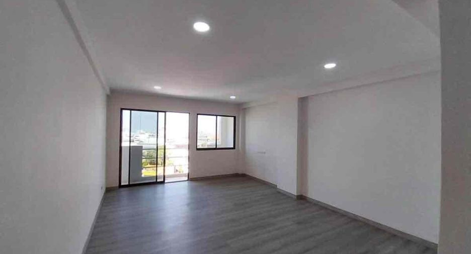 For sale 1 bed condo in Don Mueang, Bangkok